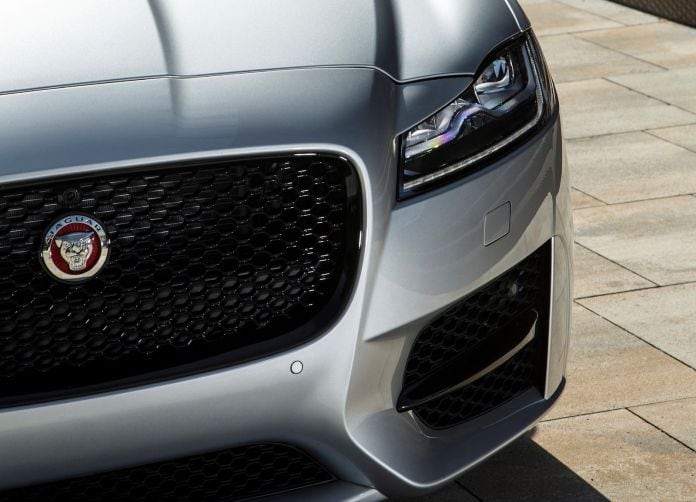 2016 Jaguar XF - фотография 188 из 232
