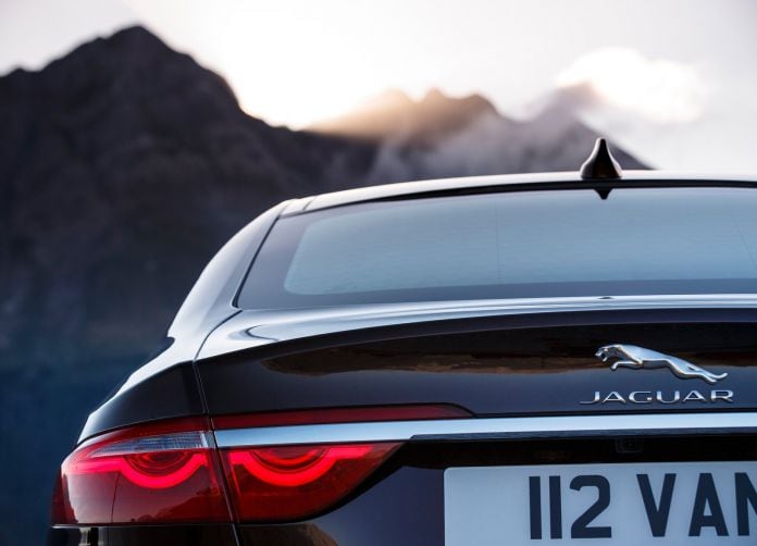2016 Jaguar XF - фотография 194 из 232