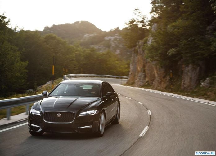 2016 Jaguar XF 20D - фотография 19 из 92