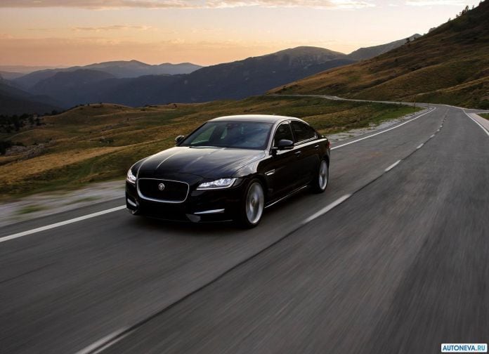 2016 Jaguar XF 20D - фотография 24 из 92