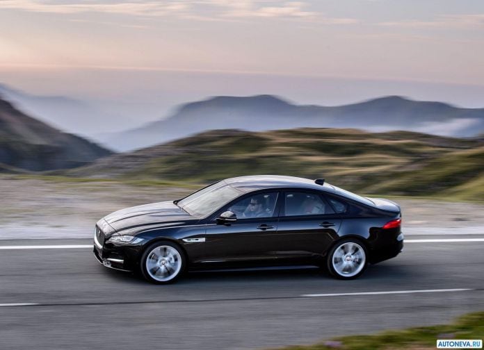 2016 Jaguar XF 20D - фотография 35 из 92