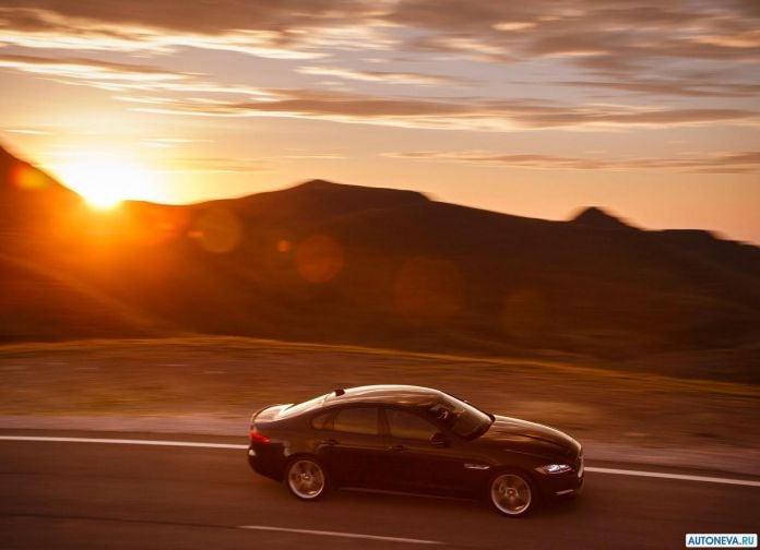 2016 Jaguar XF 20D - фотография 36 из 92