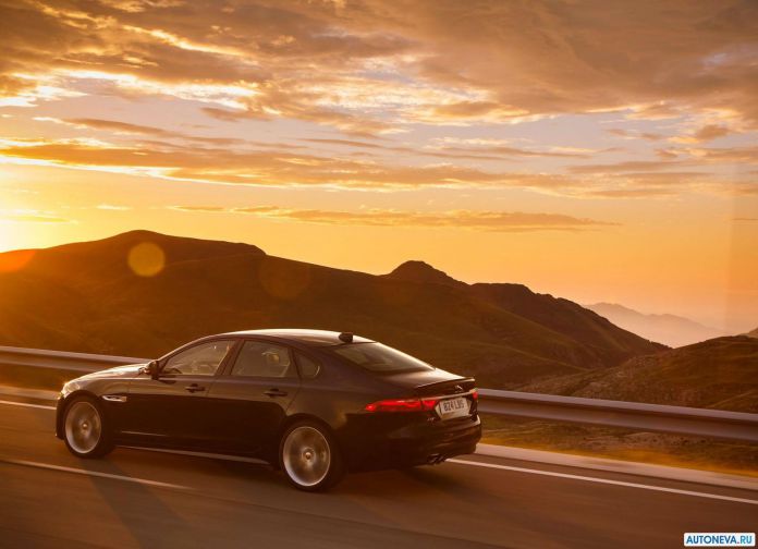 2016 Jaguar XF 20D - фотография 42 из 92