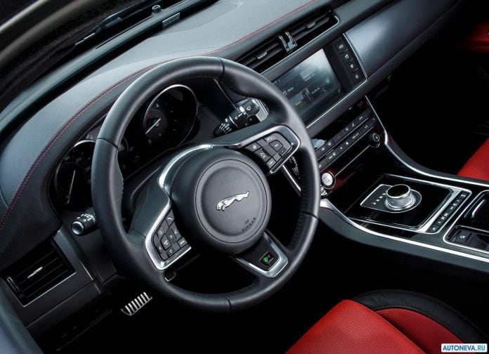 2016 Jaguar XF 20D - фотография 58 из 92
