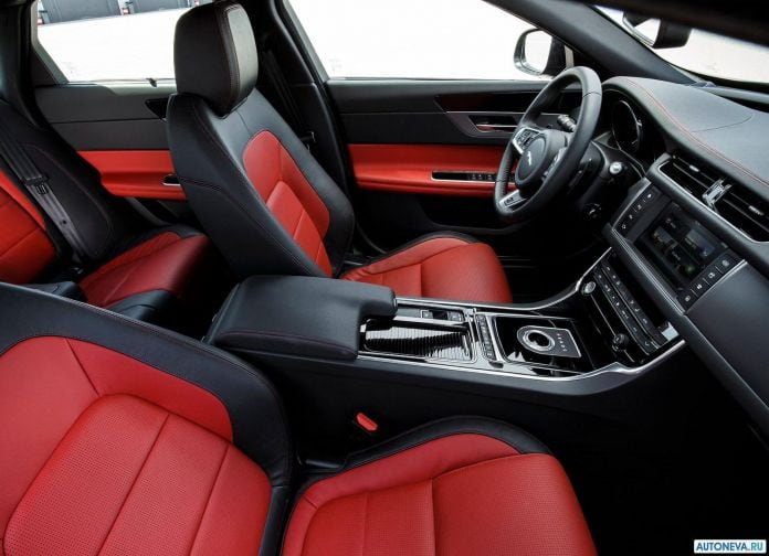2016 Jaguar XF 20D - фотография 59 из 92