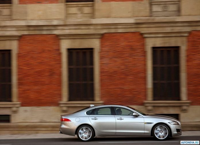 2016 Jaguar XF 30D - фотография 41 из 94