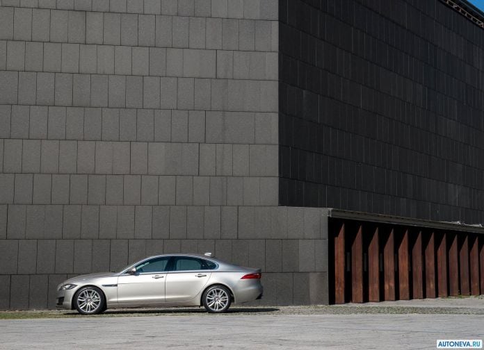 2016 Jaguar XF 30D - фотография 42 из 94