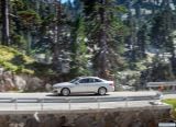 jaguar_2016_xf_30d_049.jpg