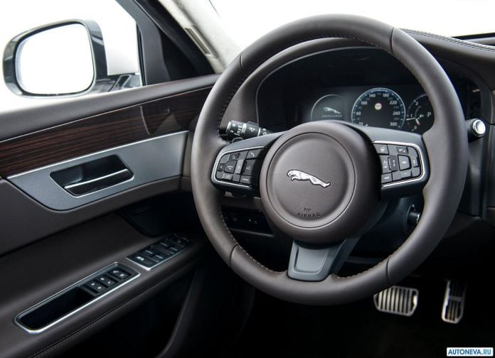 2016 Jaguar XF 30D - фотография 75 из 94