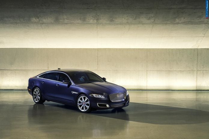 2016 Jaguar XJ - фотография 3 из 6