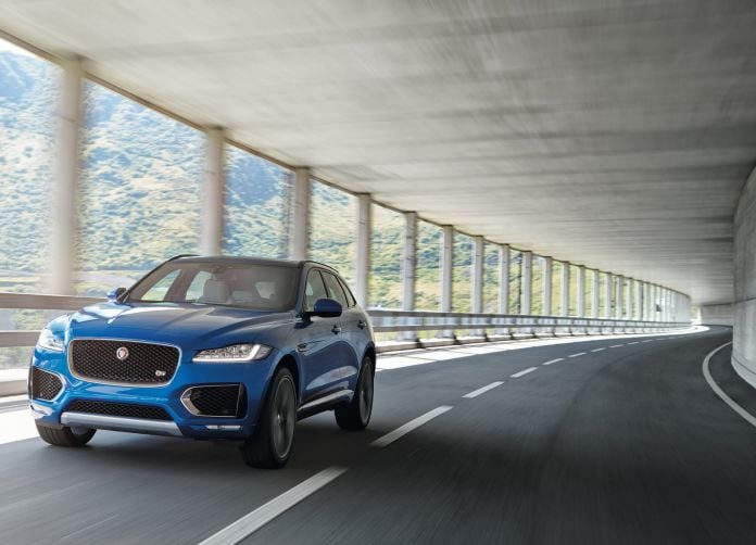 2017 Jaguar F-Pace - фотография 10 из 336