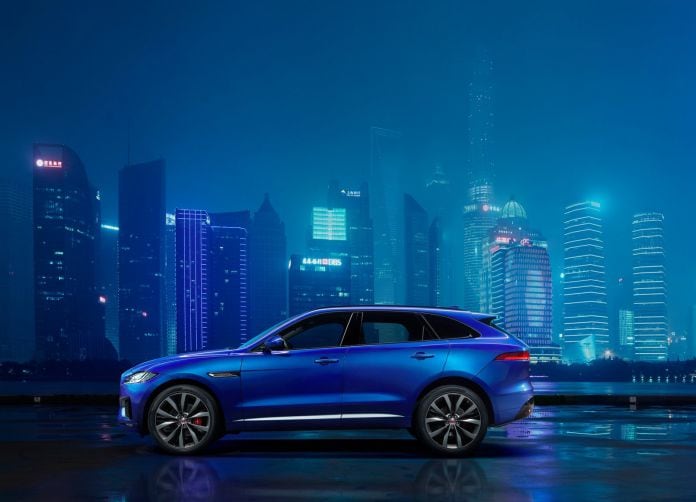 2017 Jaguar F-Pace - фотография 22 из 336