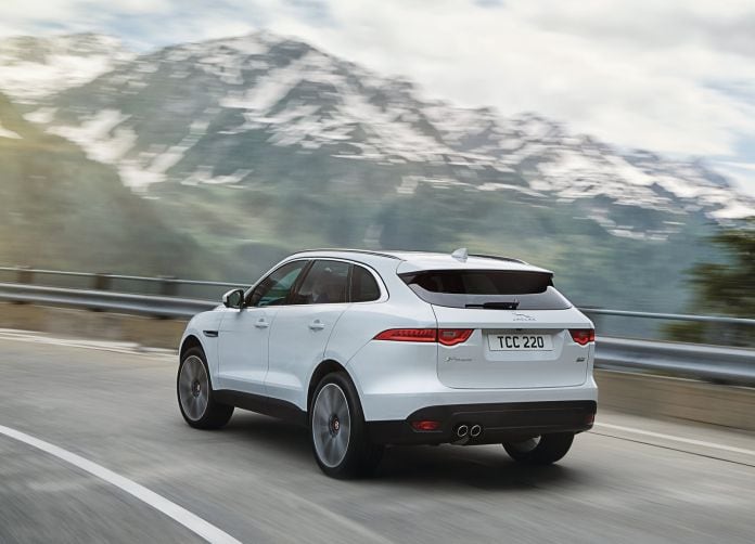 2017 Jaguar F-Pace - фотография 32 из 336