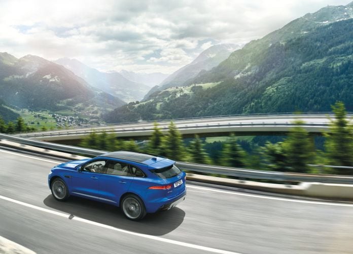 2017 Jaguar F-Pace - фотография 33 из 336