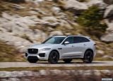 jaguar_2017_f_pace_051.jpg