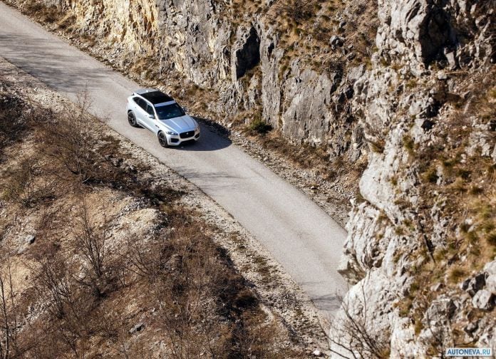 2017 Jaguar F-Pace - фотография 158 из 336