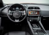 jaguar_2017_f_pace_135.jpg