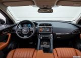 jaguar_2017_f_pace_139.jpg