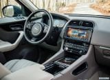 jaguar_2017_f_pace_141.jpg
