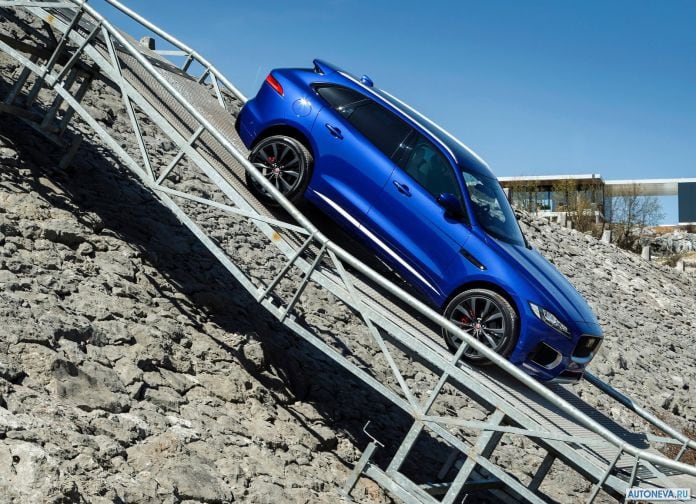 2017 Jaguar F-Pace S - фотография 52 из 173