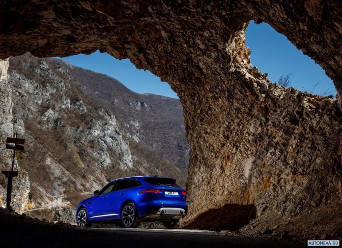 2017 Jaguar F-Pace S - фотография 82 из 173