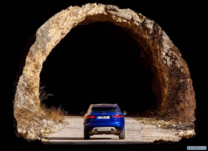2017 Jaguar F-Pace S - фотография 110 из 173