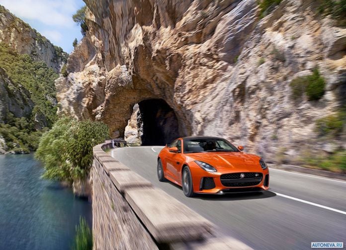 2017 Jaguar F-type SVR - фотография 6 из 34