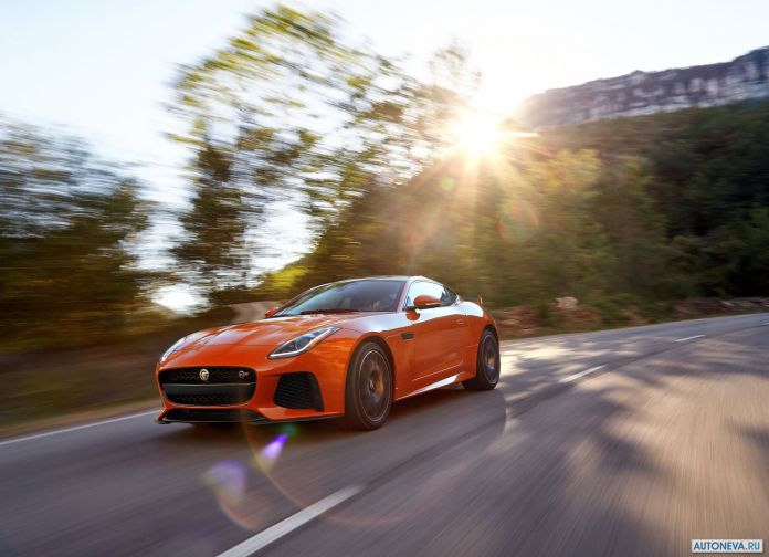 2017 Jaguar F-type SVR - фотография 7 из 34