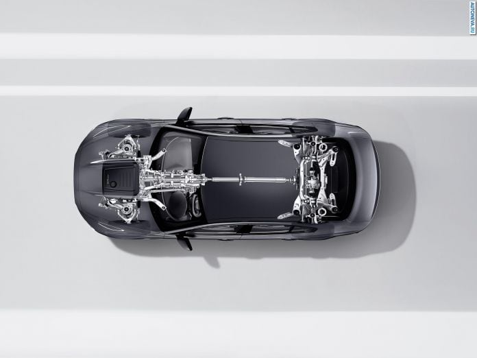 2017 Jaguar XE AWD - фотография 10 из 12