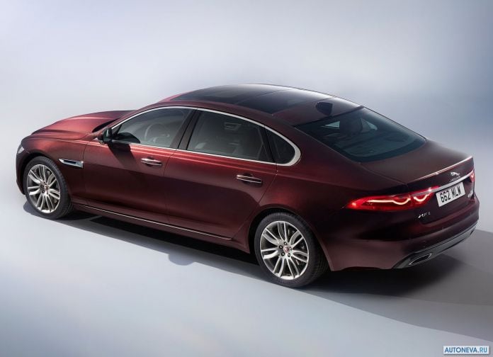2017 Jaguar XFL - фотография 4 из 14