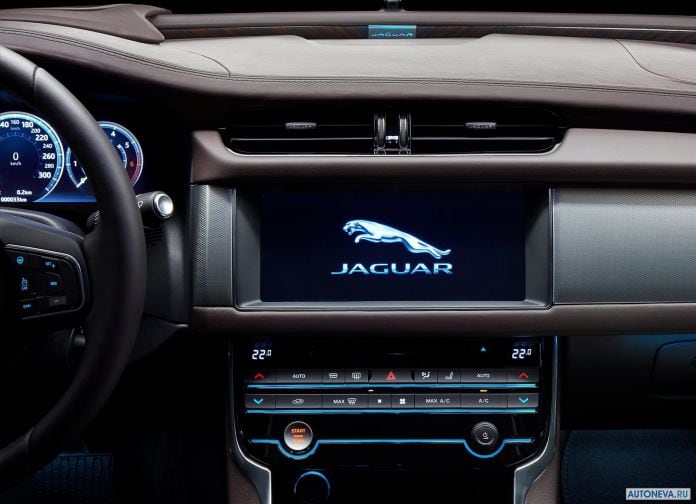 2017 Jaguar XFL - фотография 11 из 14
