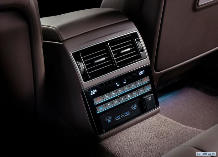2017 Jaguar XFL - фотография 12 из 14