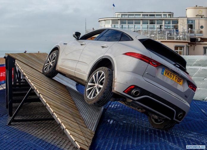 2018 Jaguar E-Pace - фотография 119 из 214