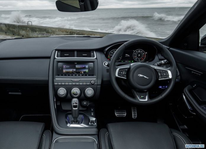2018 Jaguar E-Pace - фотография 141 из 214