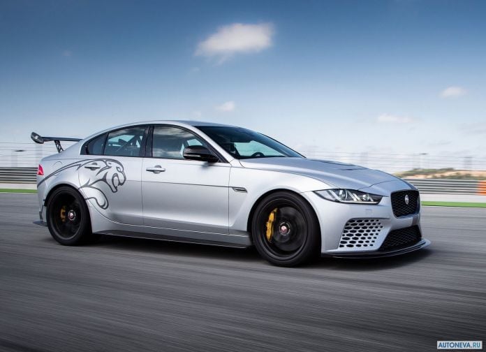 2018 Jaguar XE SV Project 8 - фотография 30 из 101