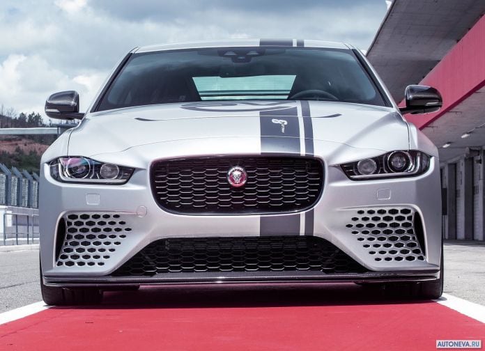 2018 Jaguar XE SV Project 8 - фотография 64 из 101