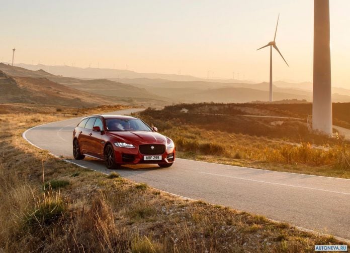2018 Jaguar XF Sportbrake - фотография 9 из 211