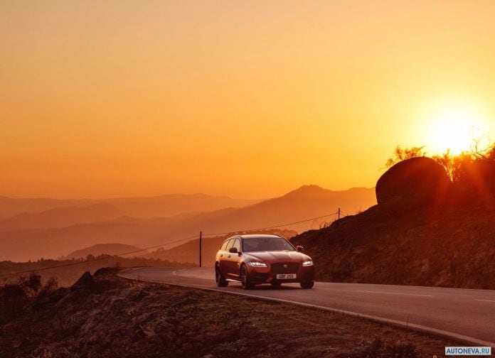 2018 Jaguar XF Sportbrake - фотография 22 из 211