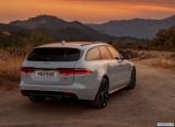 jaguar_2018_xf_sportbrake_048.jpg