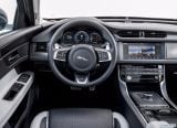 jaguar_2018_xf_sportbrake_083.jpg
