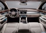 jaguar_2018_xf_sportbrake_087.jpg