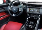 jaguar_2018_xf_sportbrake_090.jpg
