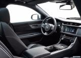 jaguar_2018_xf_sportbrake_092.jpg