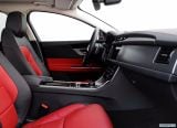 jaguar_2018_xf_sportbrake_093.jpg