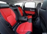 jaguar_2018_xf_sportbrake_099.jpg