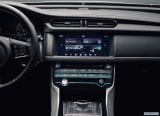 jaguar_2018_xf_sportbrake_110.jpg