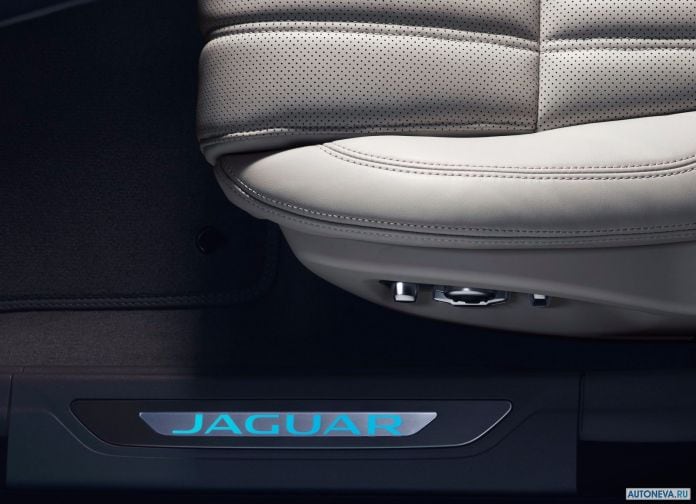 2018 Jaguar XF Sportbrake - фотография 112 из 211