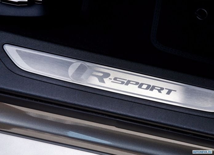 2018 Jaguar XF Sportbrake - фотография 128 из 211