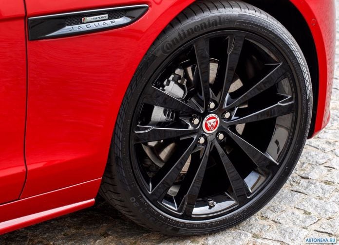 2018 Jaguar XF Sportbrake - фотография 180 из 211