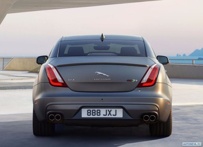 2018 Jaguar XJR 575 - фотография 10 из 19